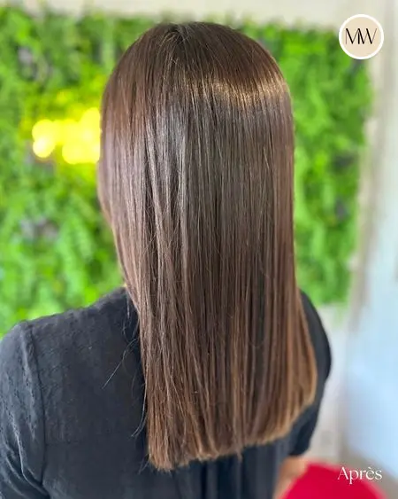Lissage miroir, châtain brillant — Salon MW Coiffure, Saint-Gilles-les-Bains, La Réunion